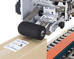 Fechadora-de-Caixas-com-Aplicador-de-Etiquetas-Superior-FJX-5050-tracao-lateral-5
