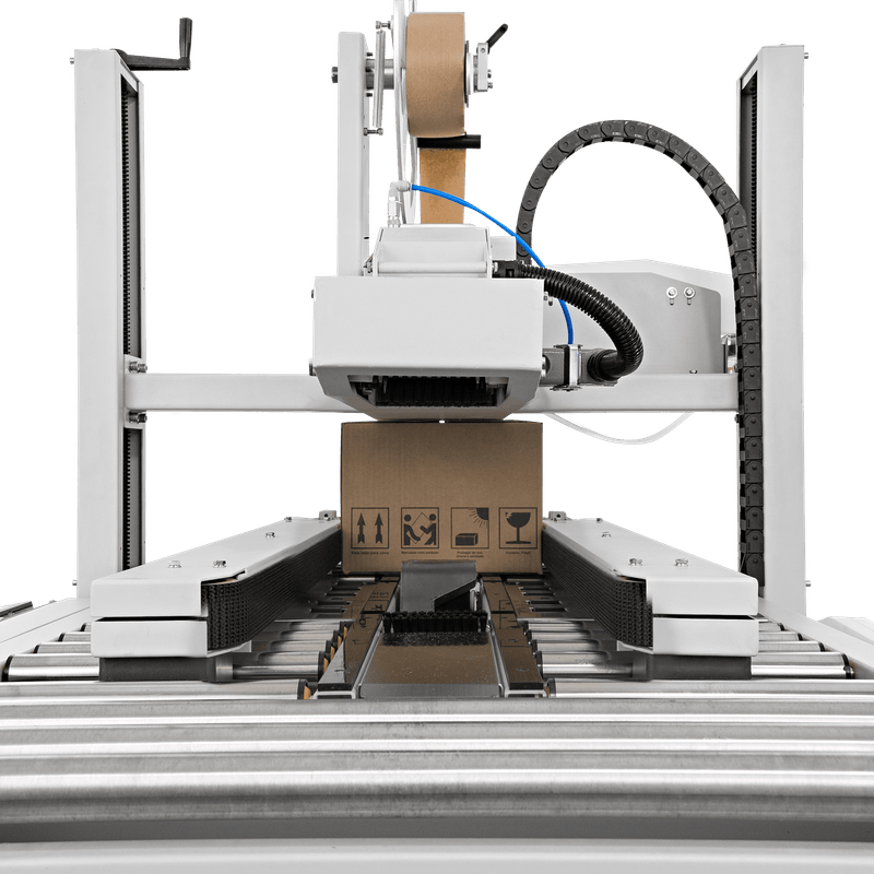 Fechadora-de-Caixas-com-Tracao-Lateral-e-Aplicador-de-Fita-Gomada-CSSM-BS-6050-SC-GT