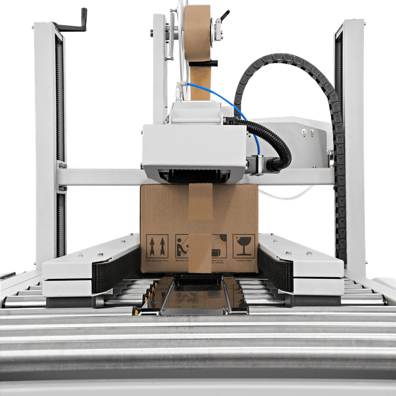 Fechadora-de-Caixas-com-Tracao-Lateral-e-Aplicador-de-Fita-Gomada-CSSM-BS-6050-SC-GT